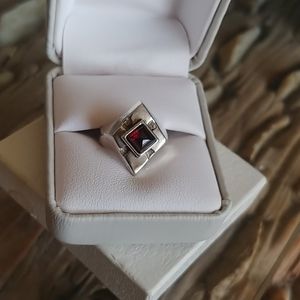 Sterling silver Garnet ring